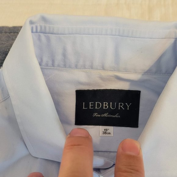 Two Ledbury men's dress shirts, size 15-32 - Picture 3 of 4